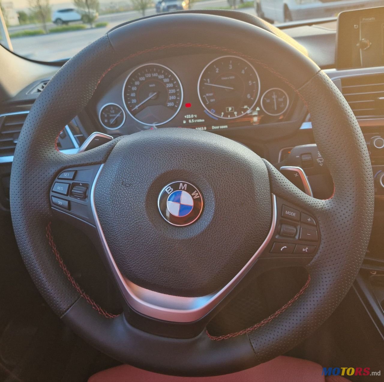 2017' BMW 3 Series photo #6