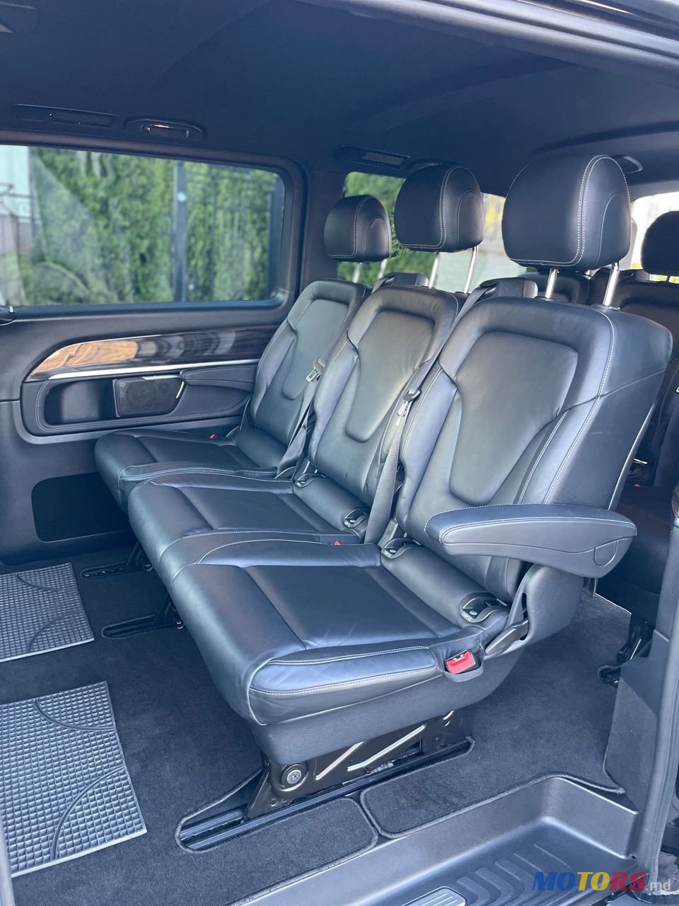 2016' Mercedes-Benz V Класс photo #6