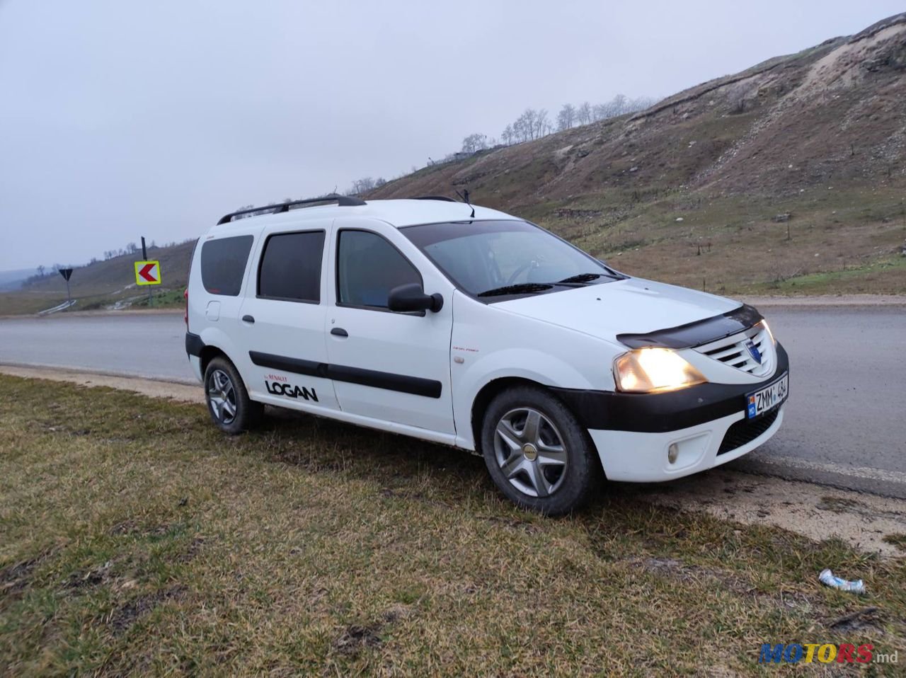 2007' Dacia Logan Mcv photo #2