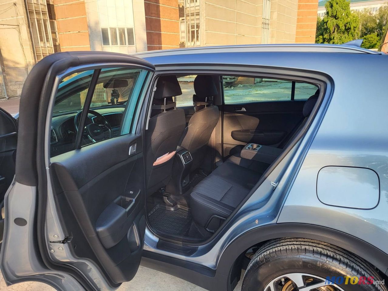 2021' Kia Sportage photo #6