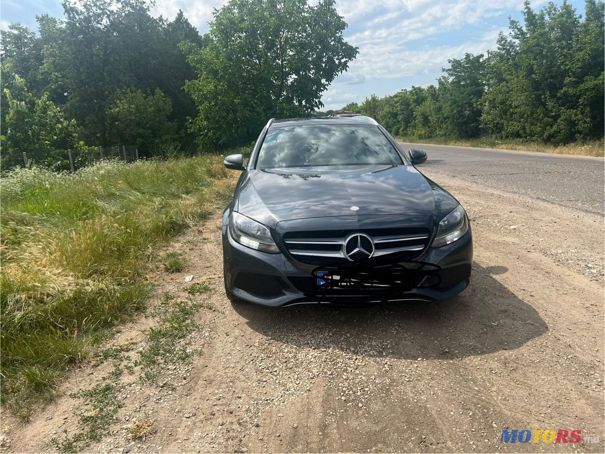 2015' Mercedes-Benz C-Class photo #1