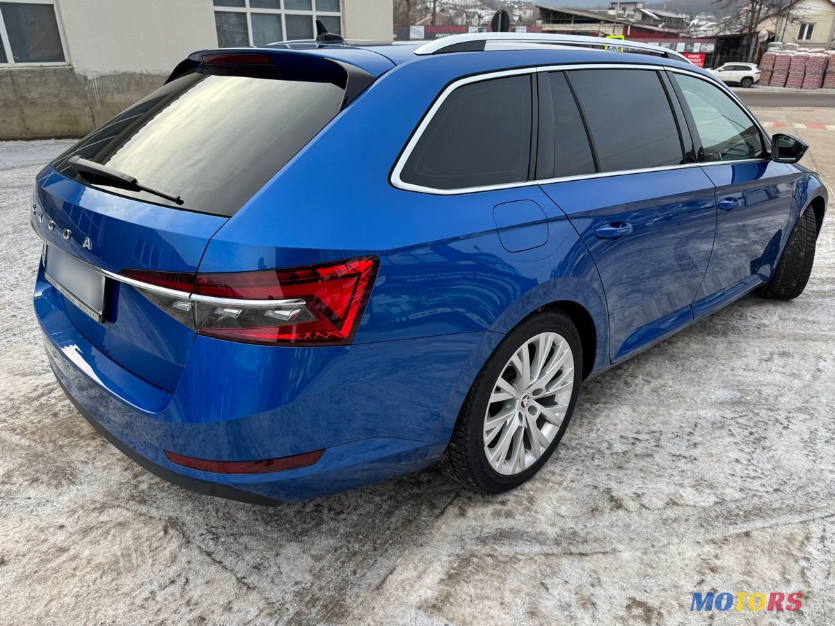 2021' Skoda Superb photo #4