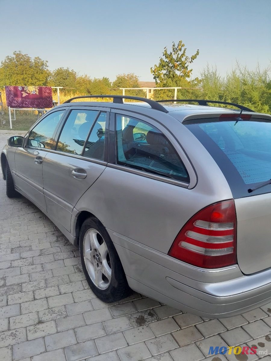2003' Mercedes-Benz C Класс photo #3