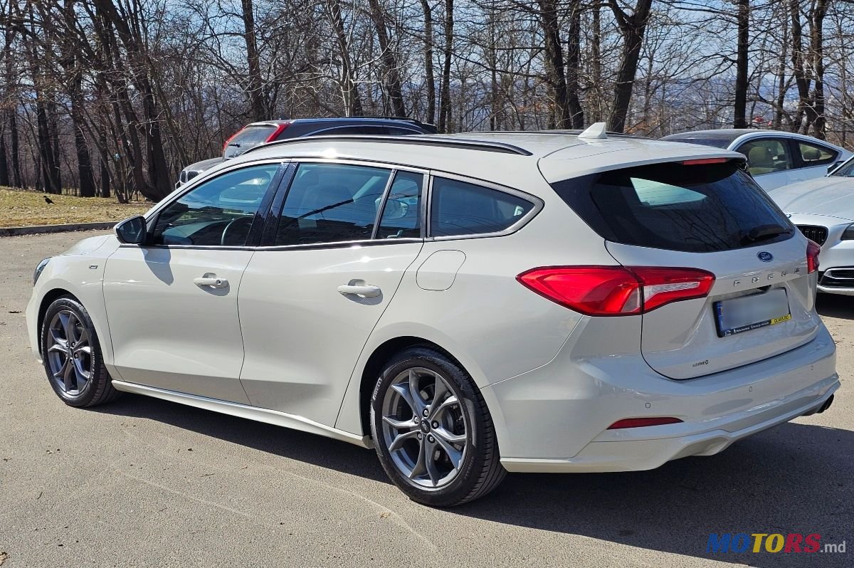 2021' Ford Focus photo #4