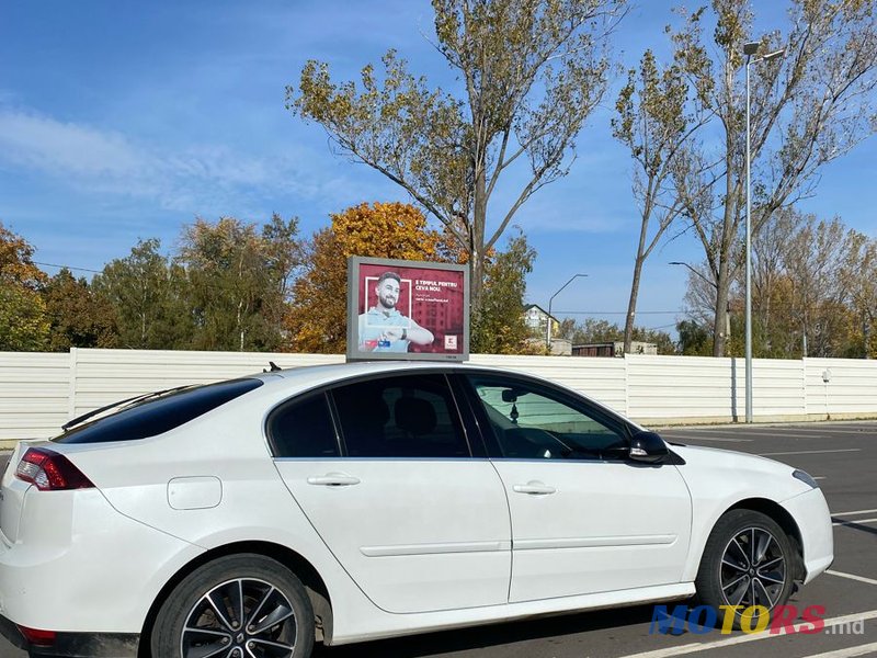 2012' Renault Laguna photo #4