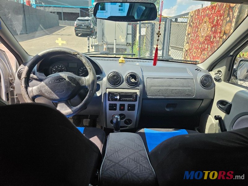 2007' Dacia Logan photo #6