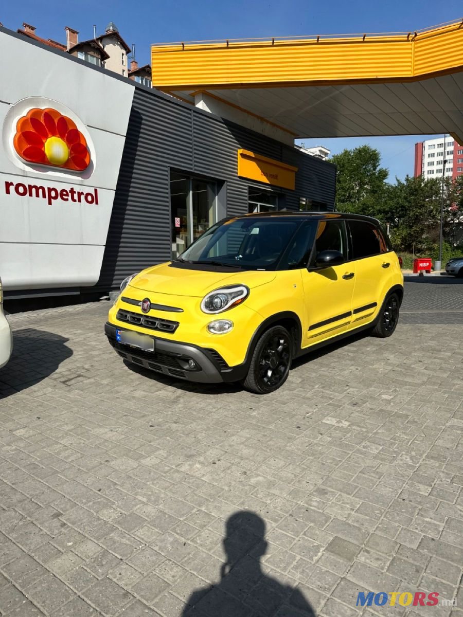 2018' Fiat 500L photo #1
