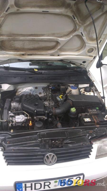 2001' Volkswagen Polo photo #5