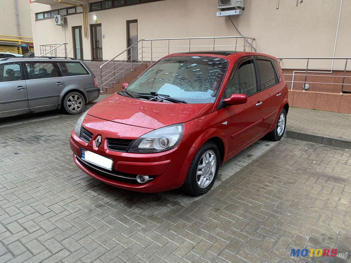 2009' Renault Scenic photo #1