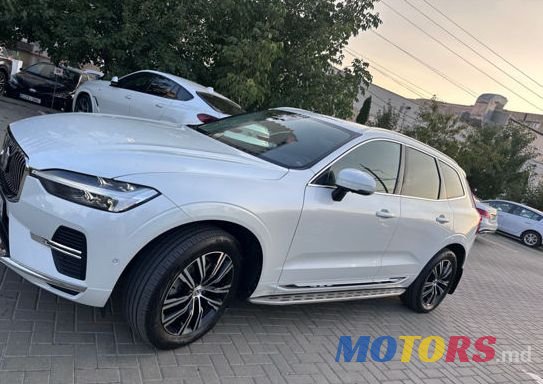 2022' Volvo XC60 photo #4