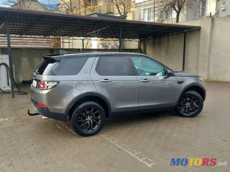 2017' Land Rover Discovery Sport photo #6