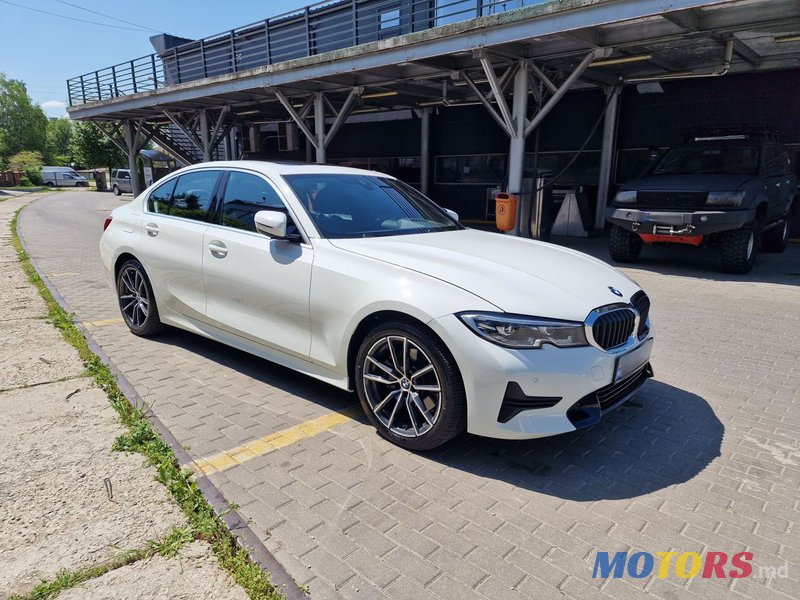 2019' BMW 3 Series photo #1