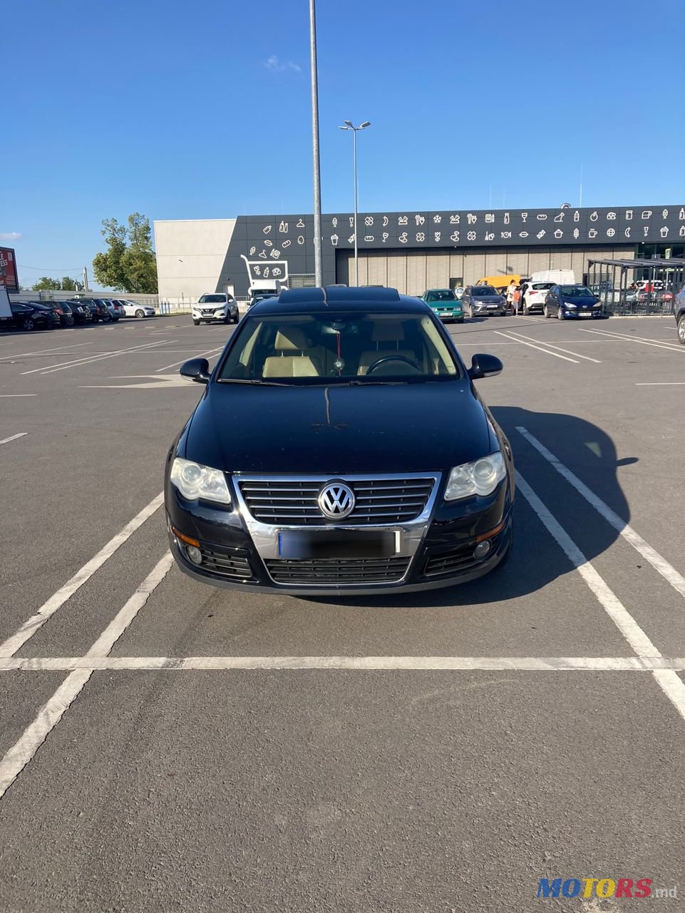 2007' Volkswagen Passat photo #1