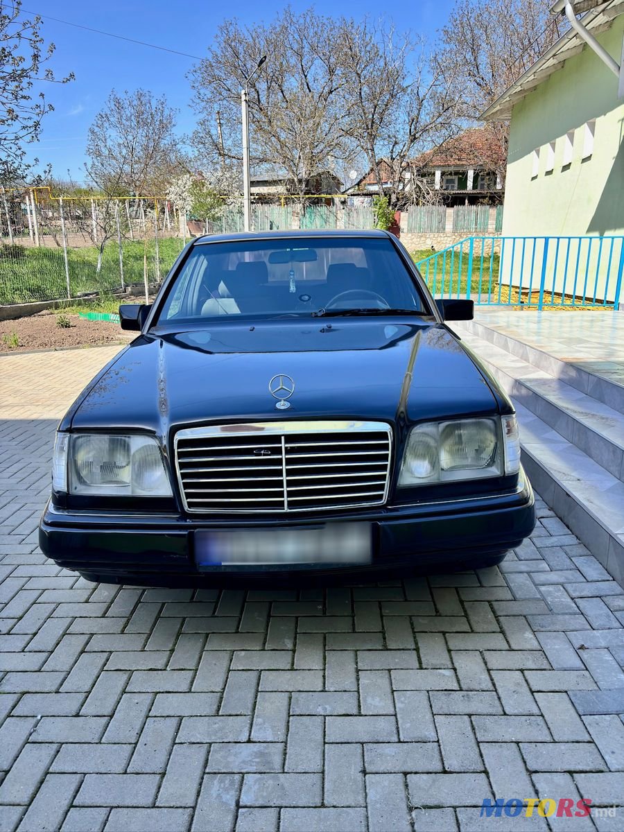 1990' Mercedes-Benz E-Class photo #2