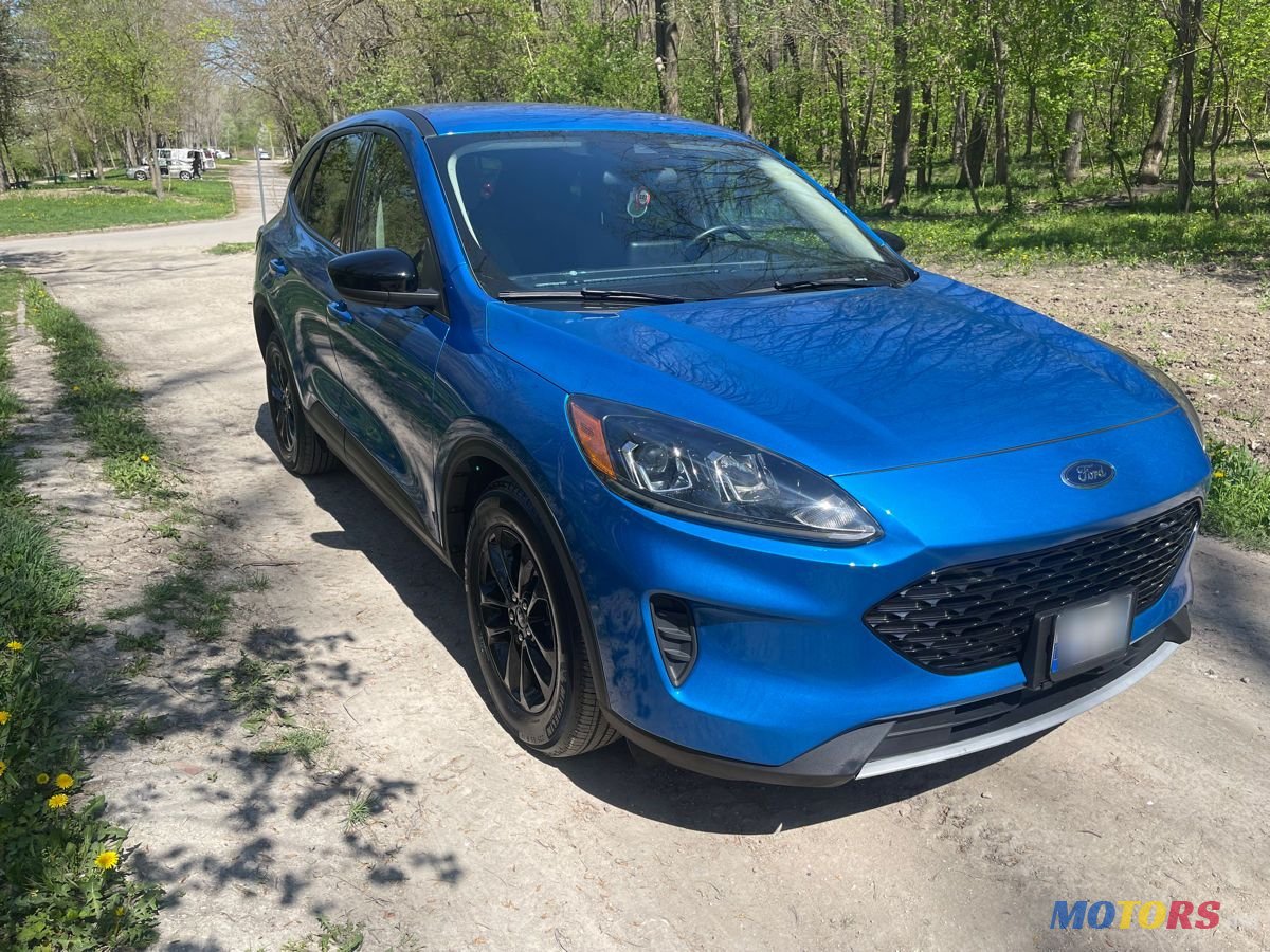 2020' Ford Escape photo #2