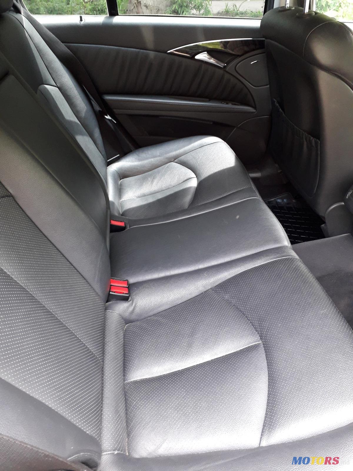 2004' Mercedes-Benz E-Class photo #6