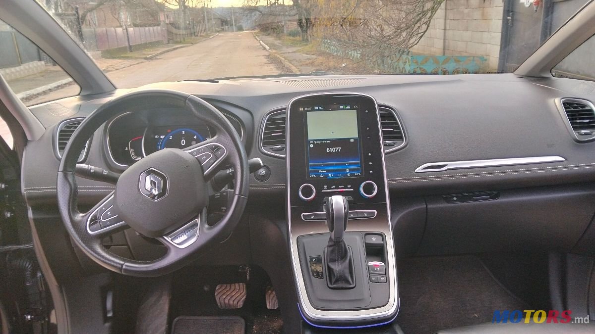 2018' Renault Grand Scenic photo #2