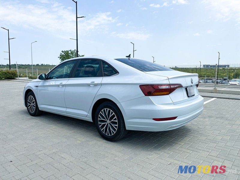 2019' Volkswagen Jetta photo #6