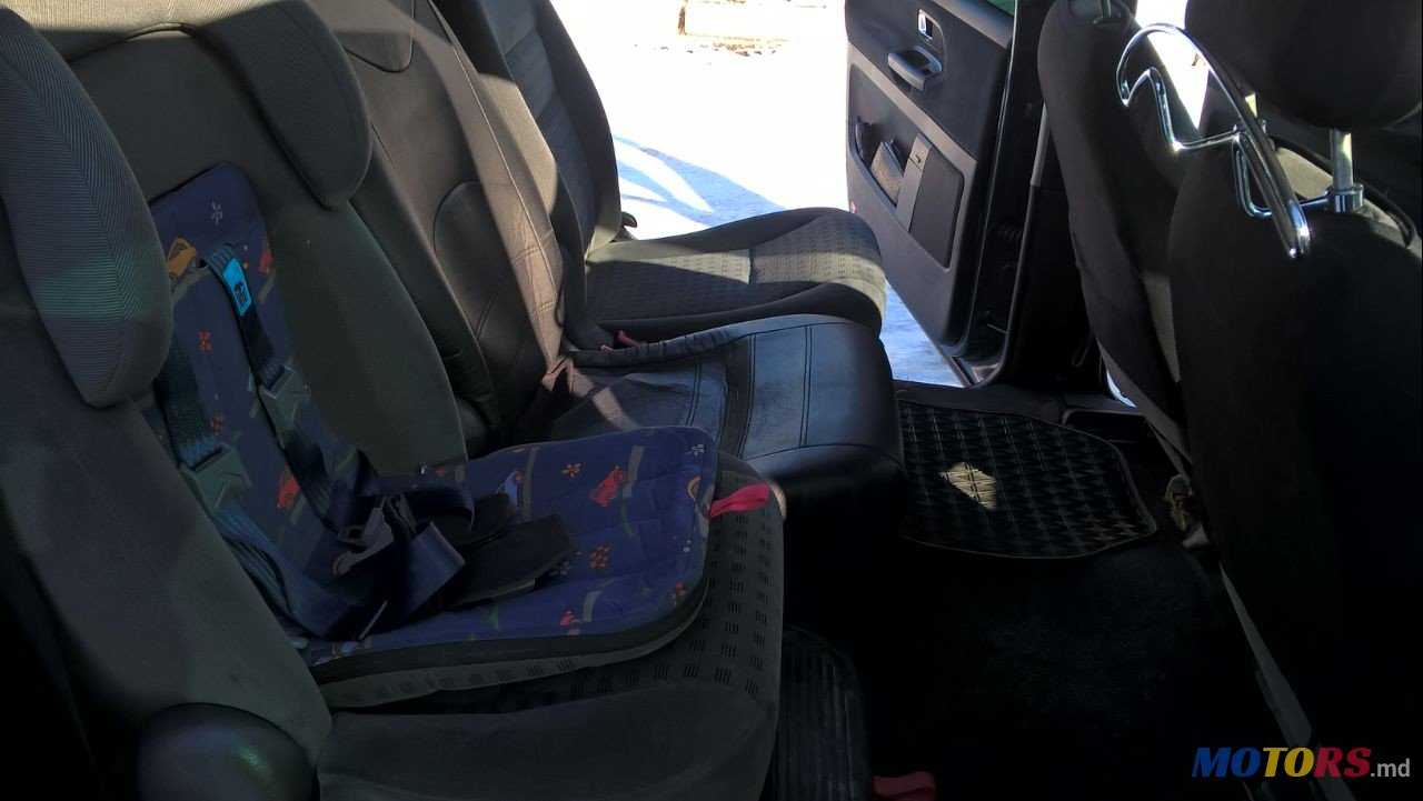 2004' Volkswagen Sharan photo #6