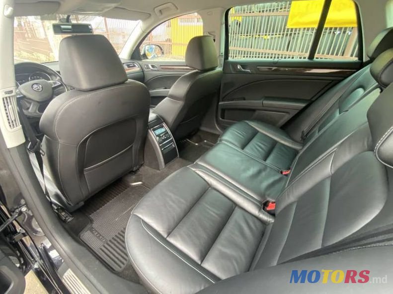 2013' Skoda Superb photo #4