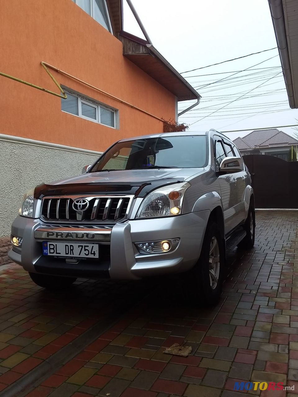 2008' Toyota Land Cruiser Prado photo #1