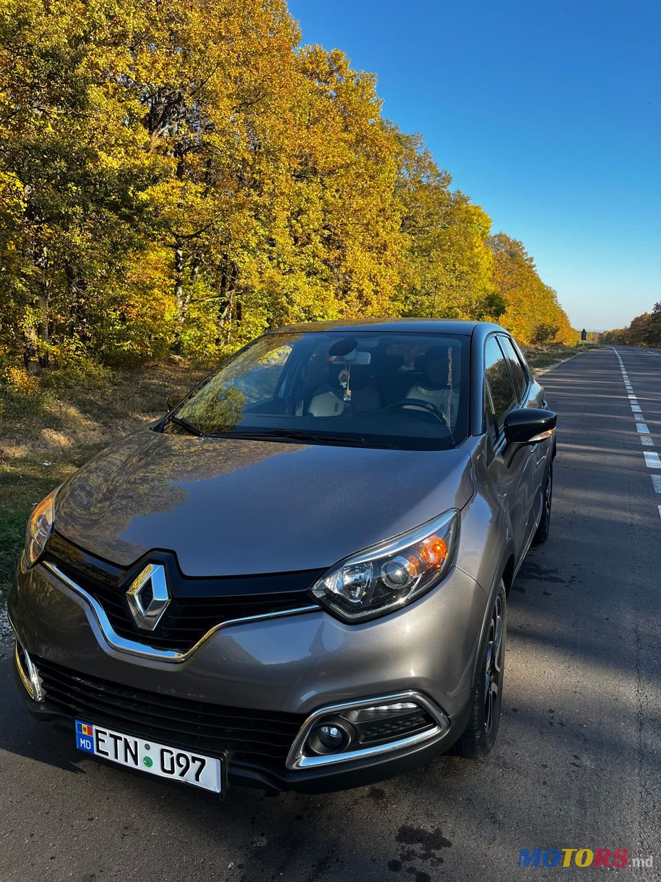 2015' Renault Captur photo #3