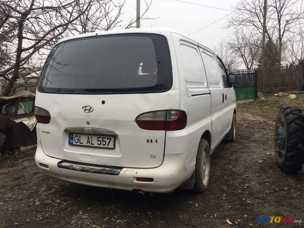 2003' Hyundai H-1 Truck photo #2