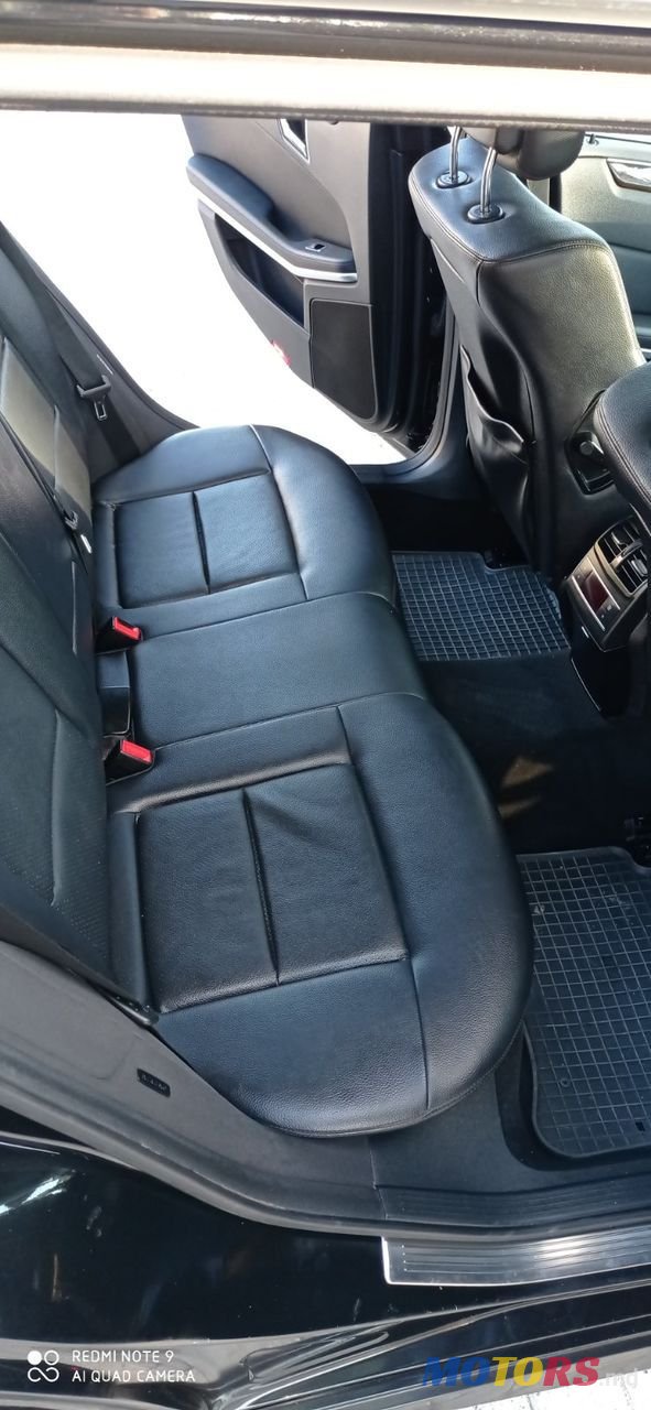 2010' Mercedes-Benz E Класс photo #4