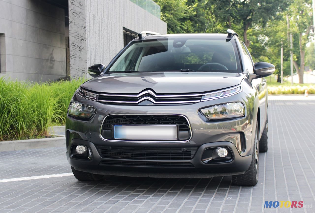 2019' Citroen C4 Aircross photo #4