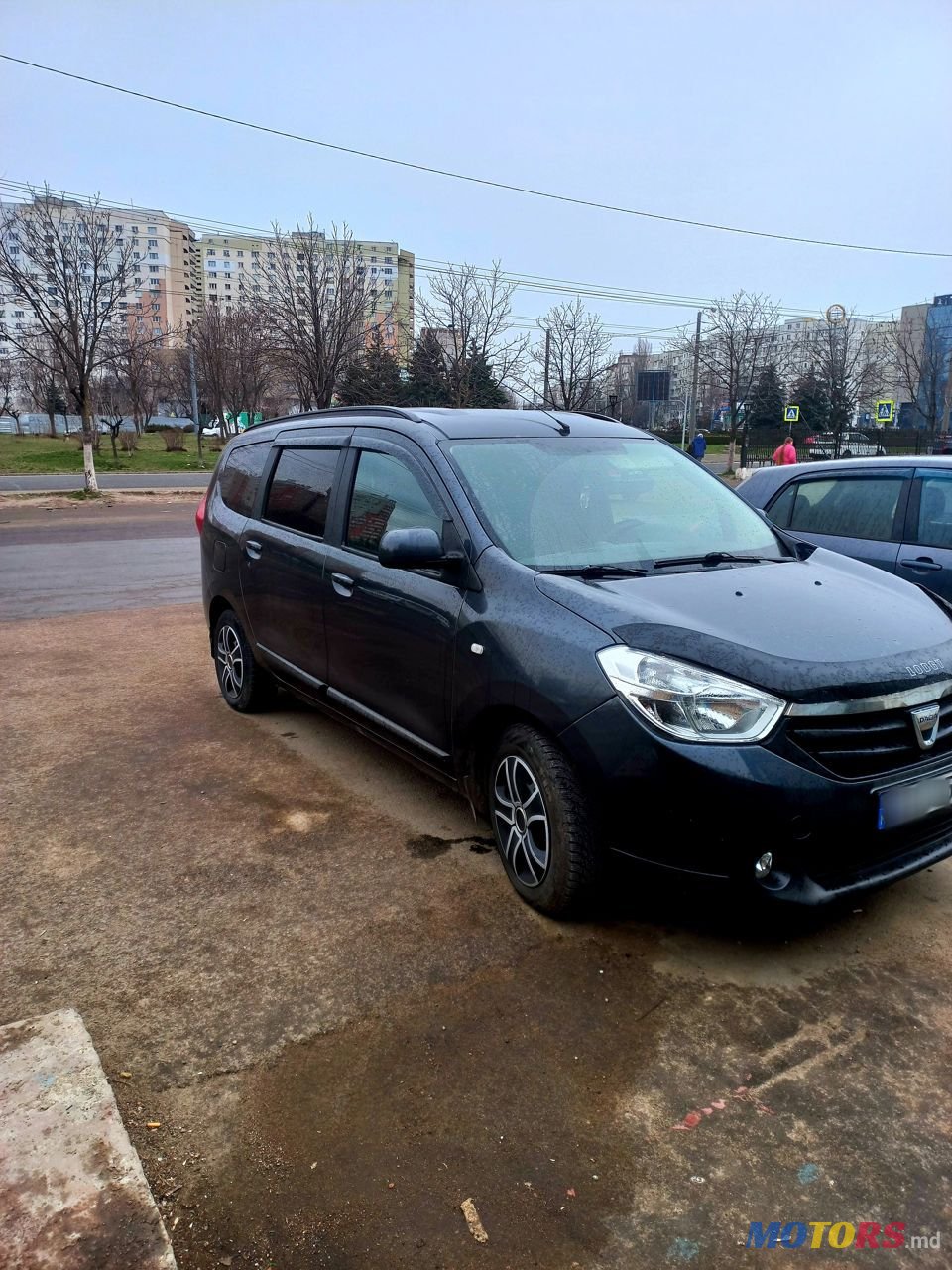 2013' Dacia Lodgy photo #2