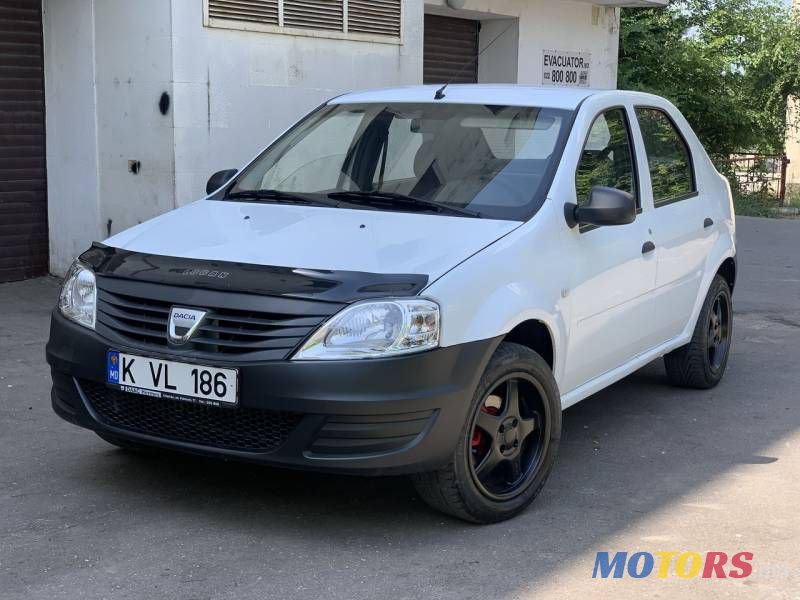 2012' Dacia Logan photo #3