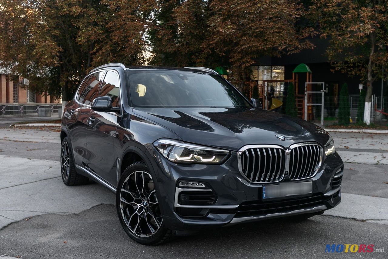 2019' BMW X5 photo #1