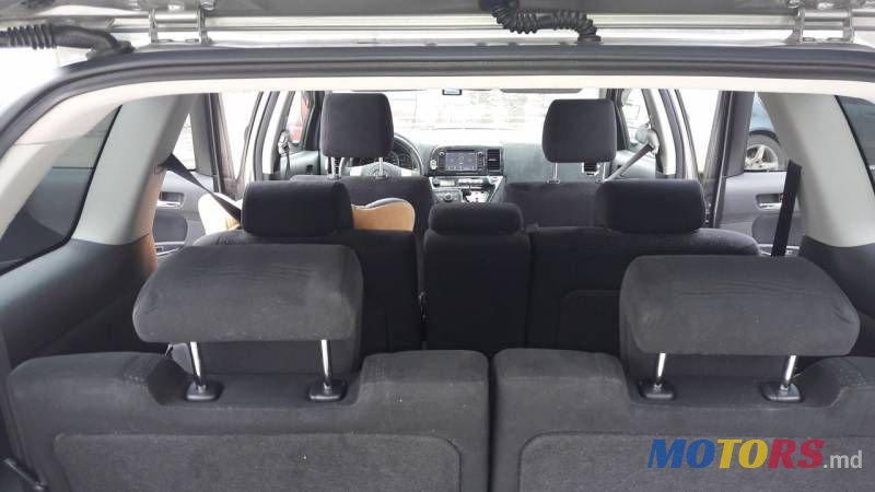 2007' Toyota Avensis photo #3