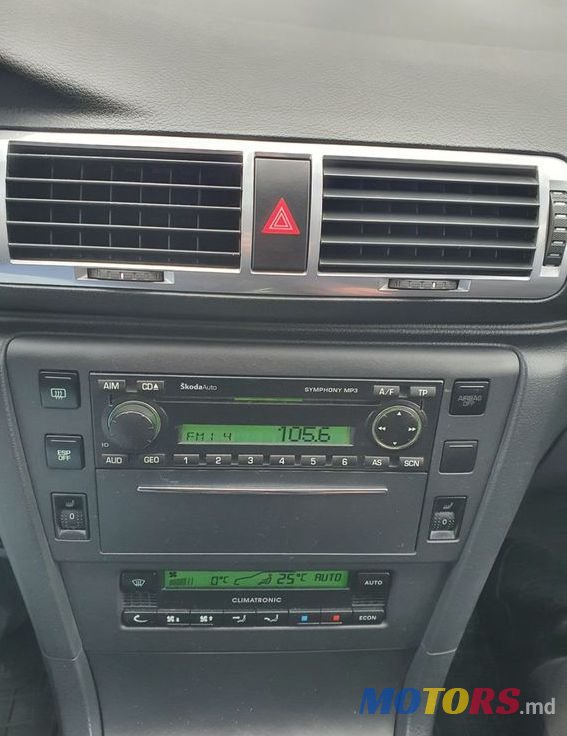 2007' Skoda Superb photo #3