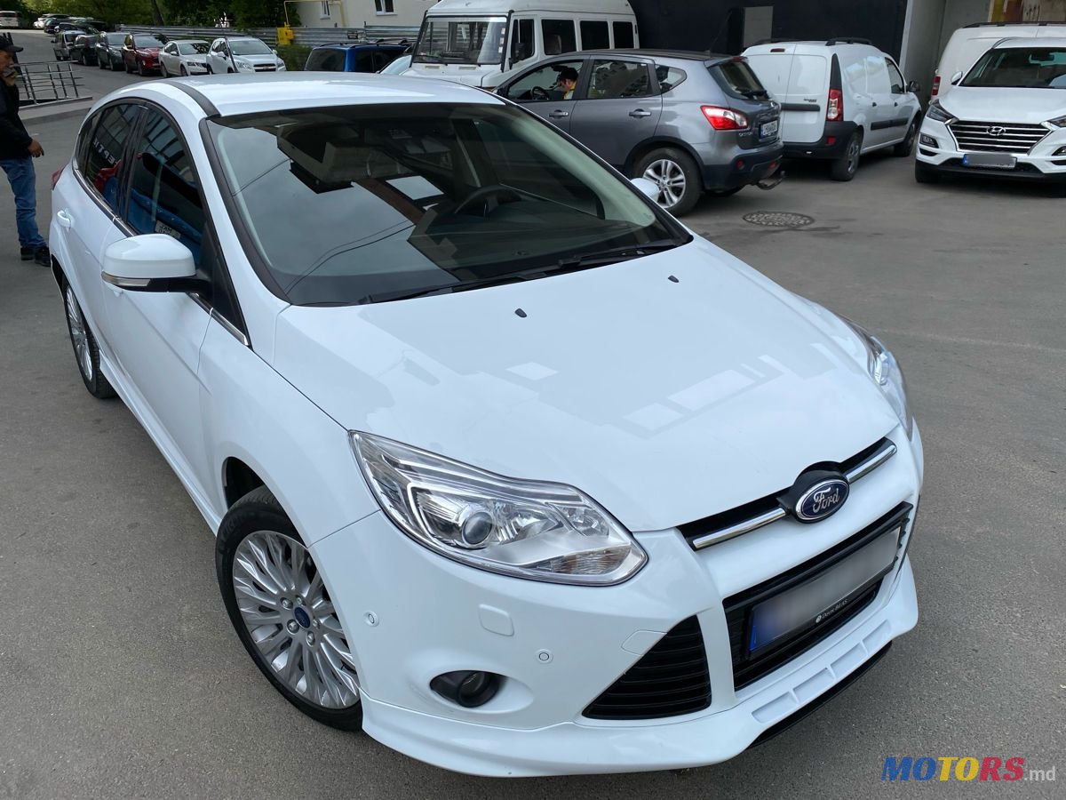 2014' Ford Focus photo #1