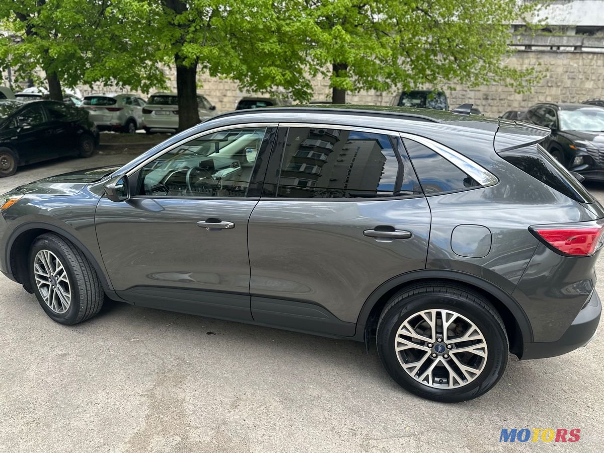 2020' Ford Escape photo #4