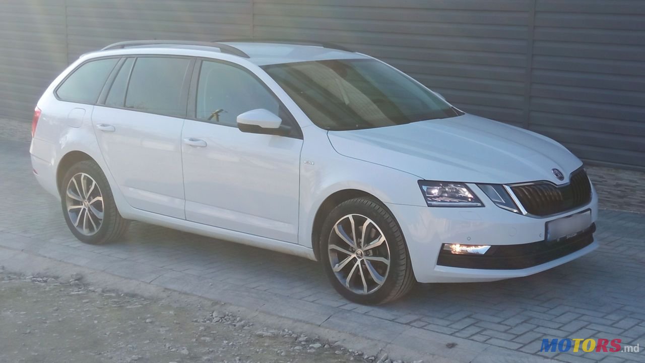 2020' Skoda Octavia photo #5
