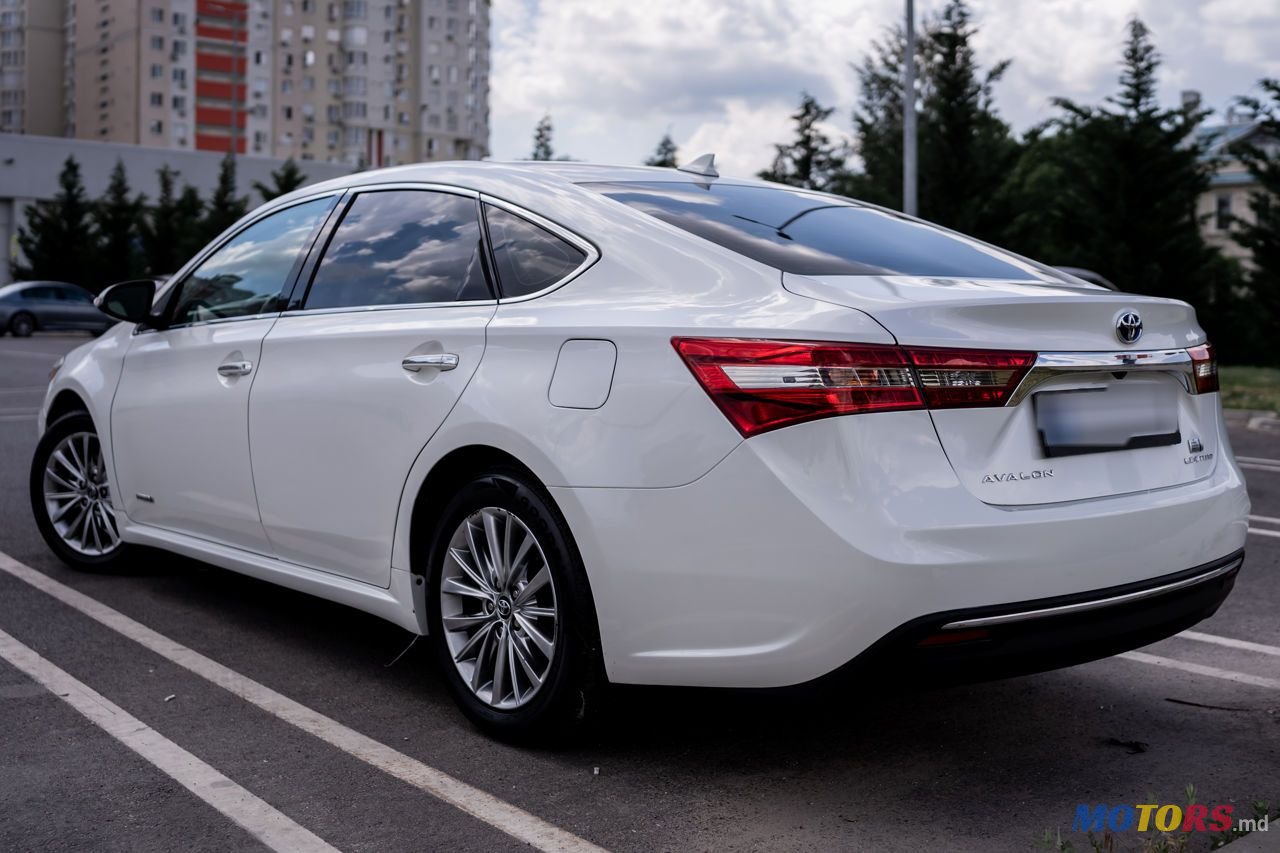 2017' Toyota Avalon photo #5