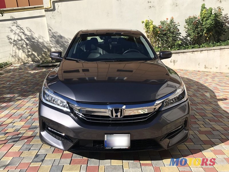 2017' Honda Accord photo #3