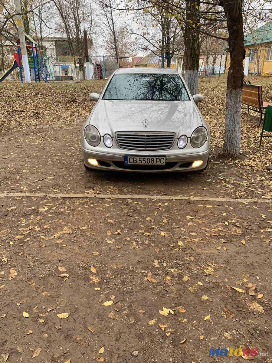 2005' Mercedes-Benz E Класс photo #1