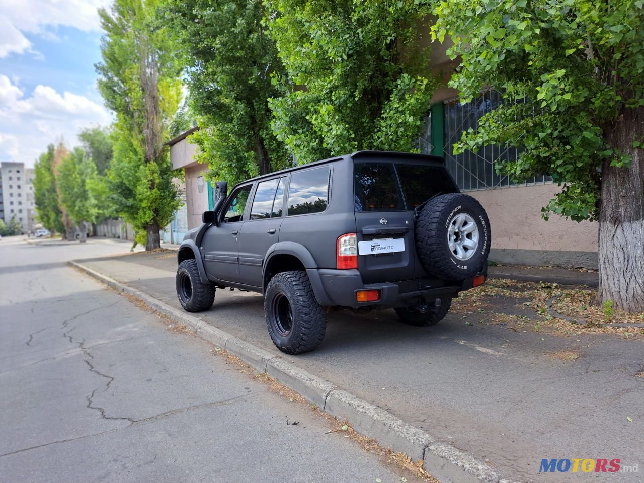 2000' Nissan Patrol photo #5