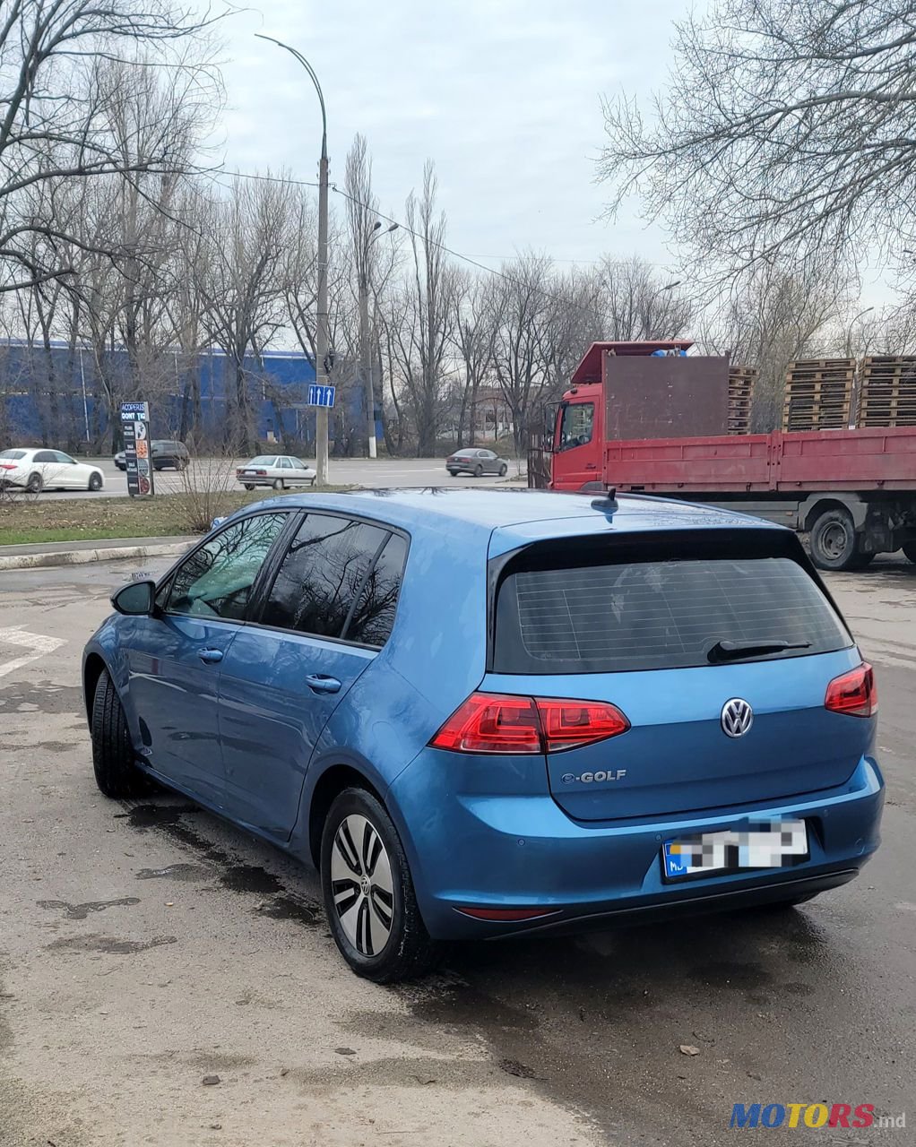 2014' Volkswagen Golf photo #2