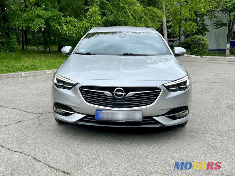 2017' Opel Insignia photo #3