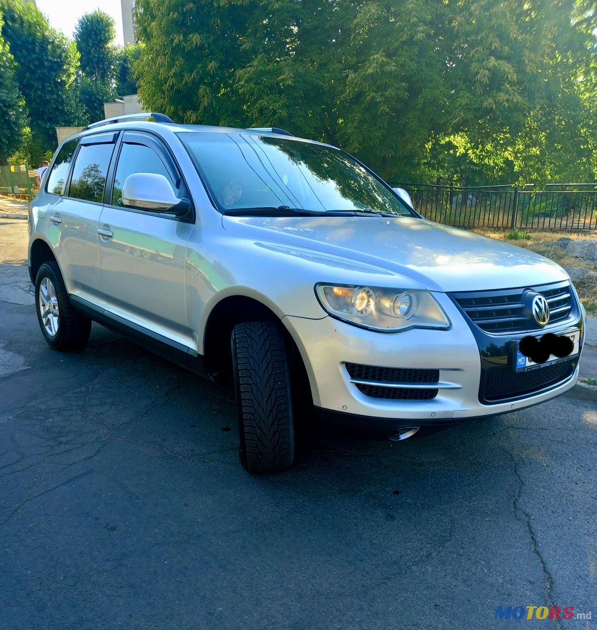 2007' Volkswagen Touareg photo #1