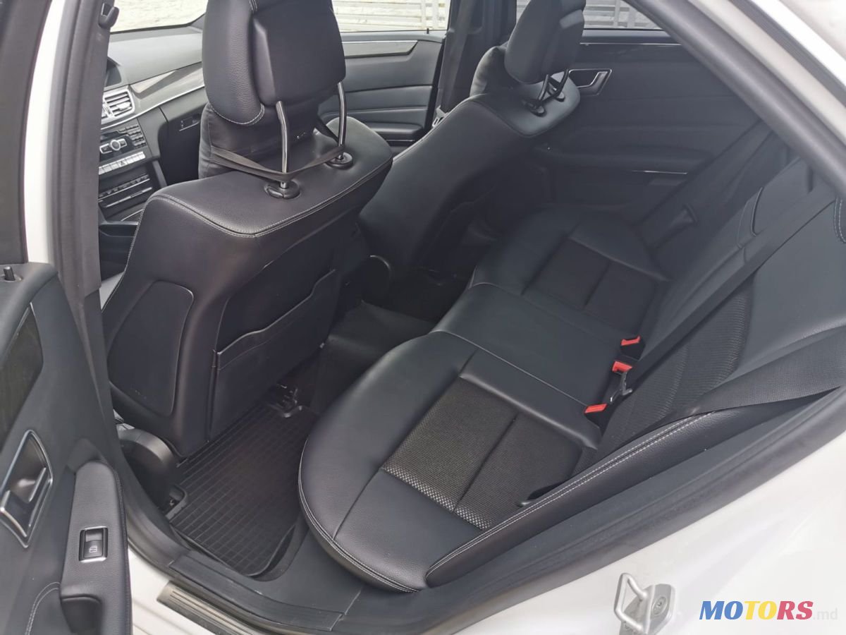 2014' Mercedes-Benz E Класс photo #5