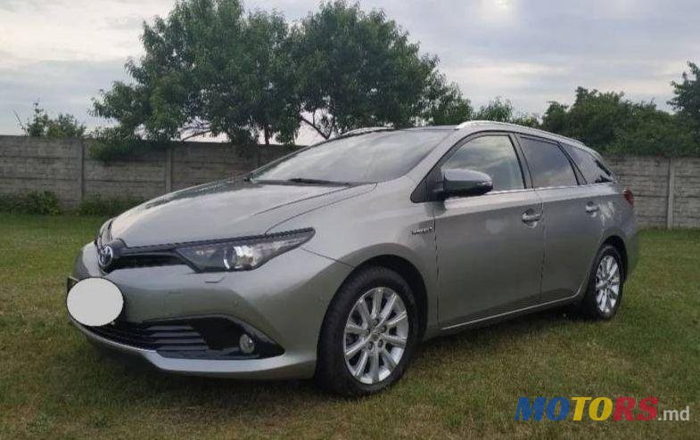 2014' Toyota Auris photo #1