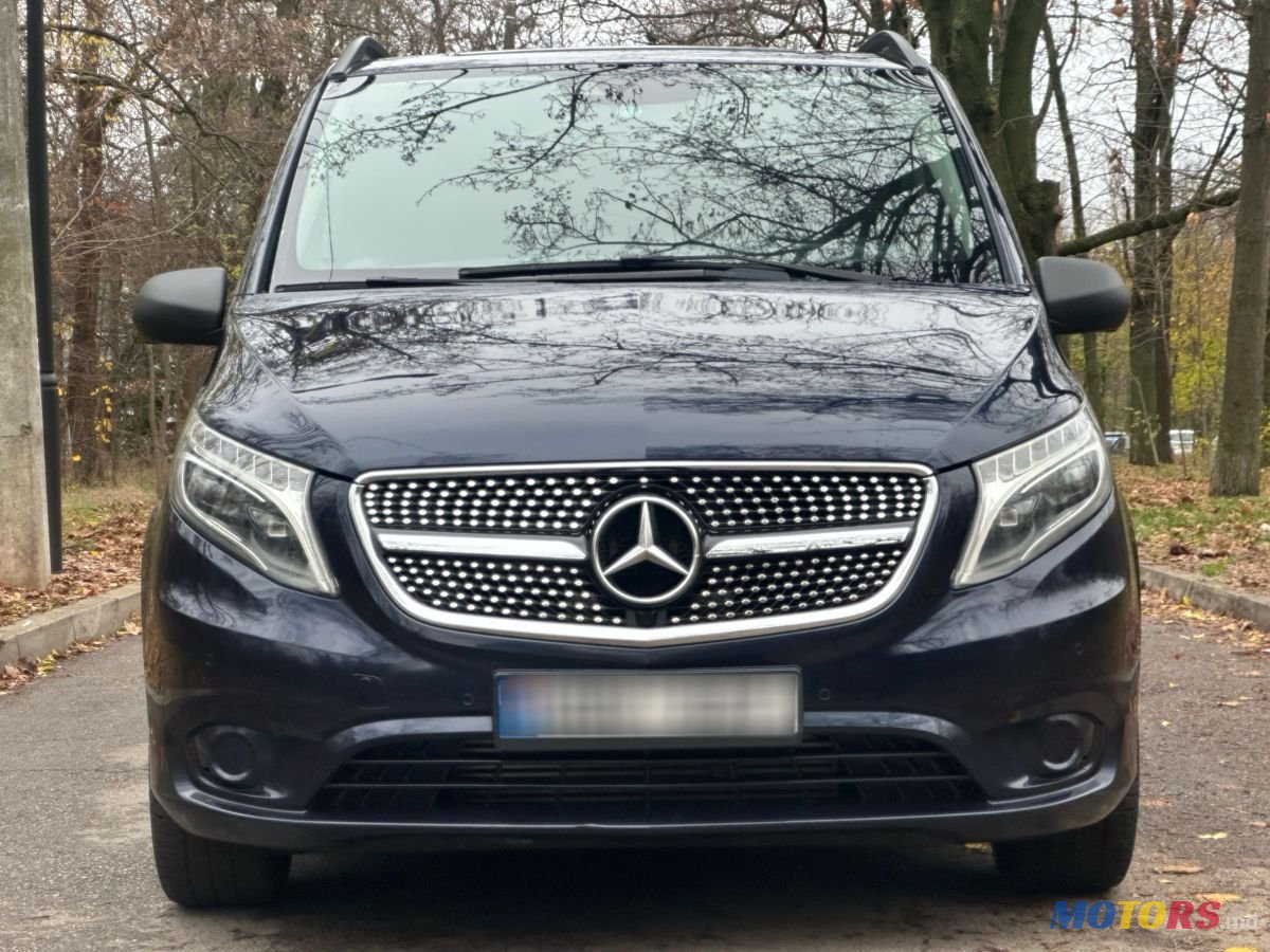 2017' Mercedes-Benz Vito photo #1