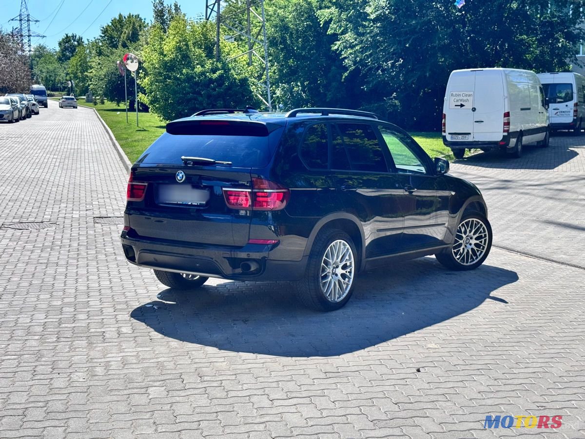 2011' BMW X5 photo #3