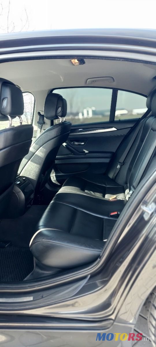 2013' BMW 5 Series photo #2