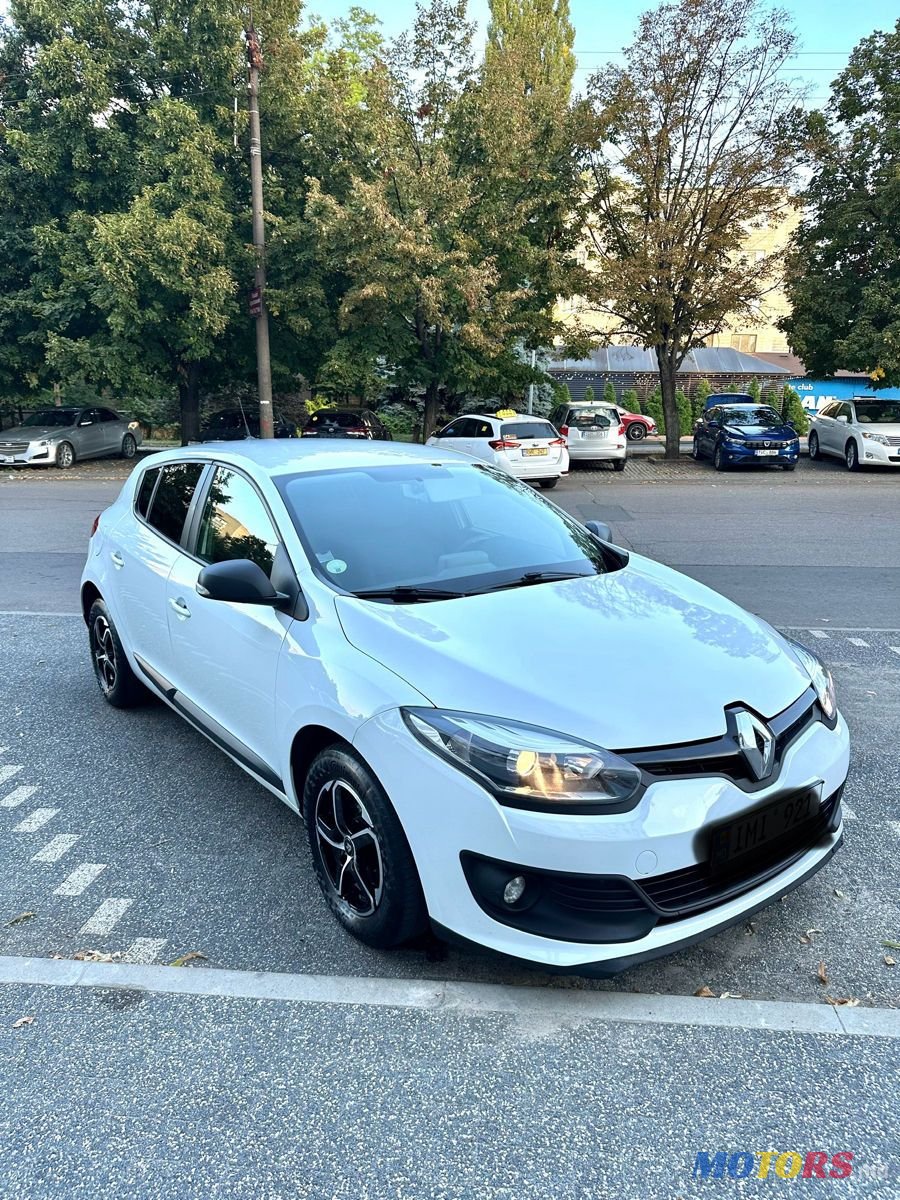 2014' Renault Megane photo #1